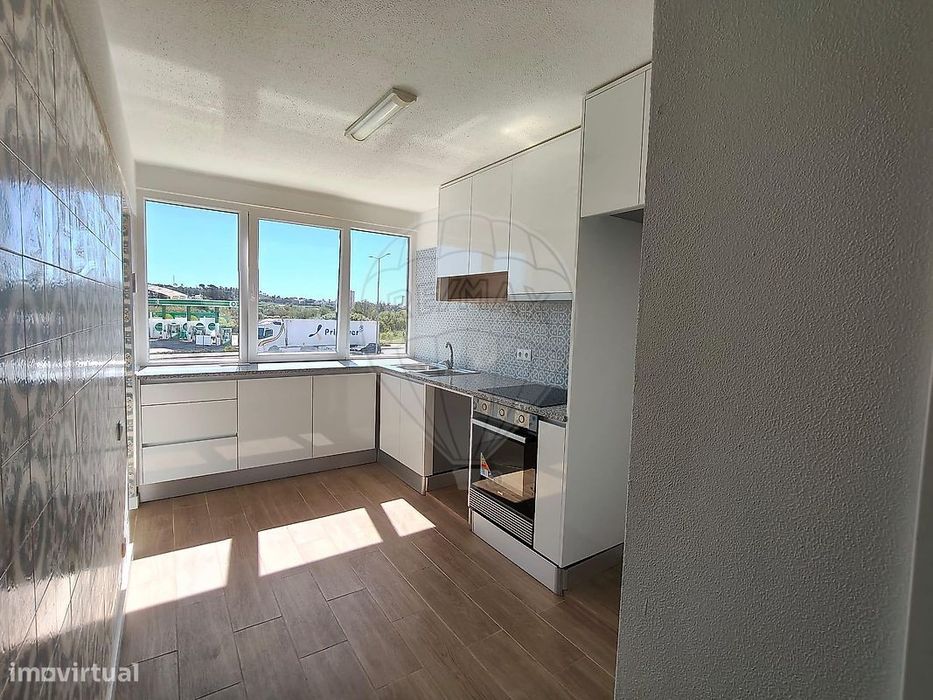 Apartamento T4 para venda