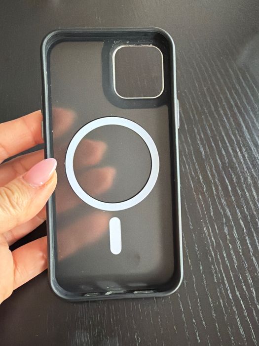 Capa telemóvel 12pro