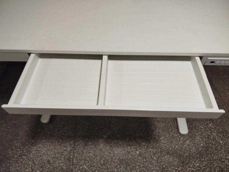 Biurko elektryczne 120x60 | WYGLĄDA JAK NOWE |