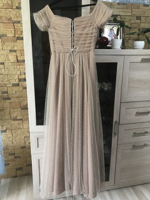 Вечірня довга сукня