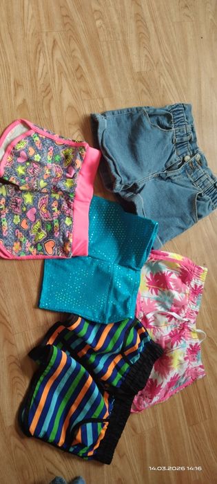 Sprzedam zestaw ubrań dla dziewczynki 140cm