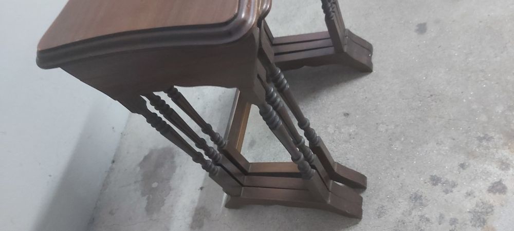 Mesa 3 níveis de madeira