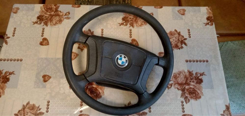 Руль на BMW E39 Продам