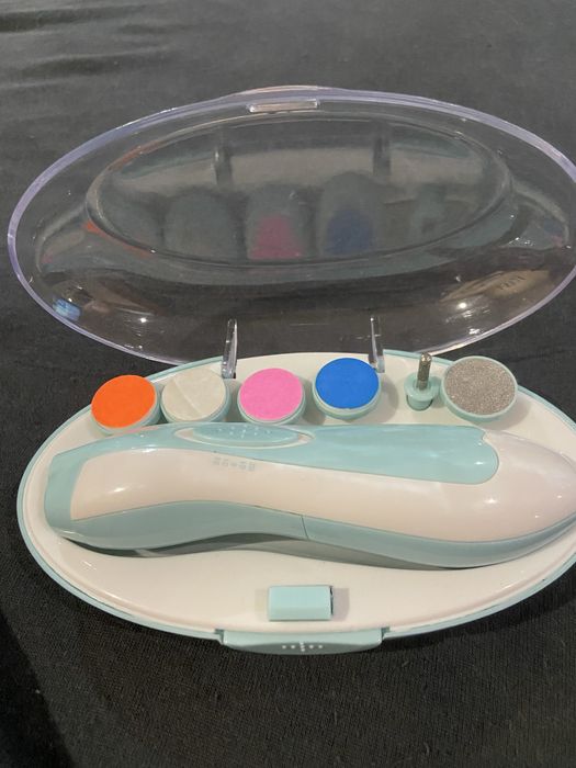 Дитяча пилочка -ножнички.