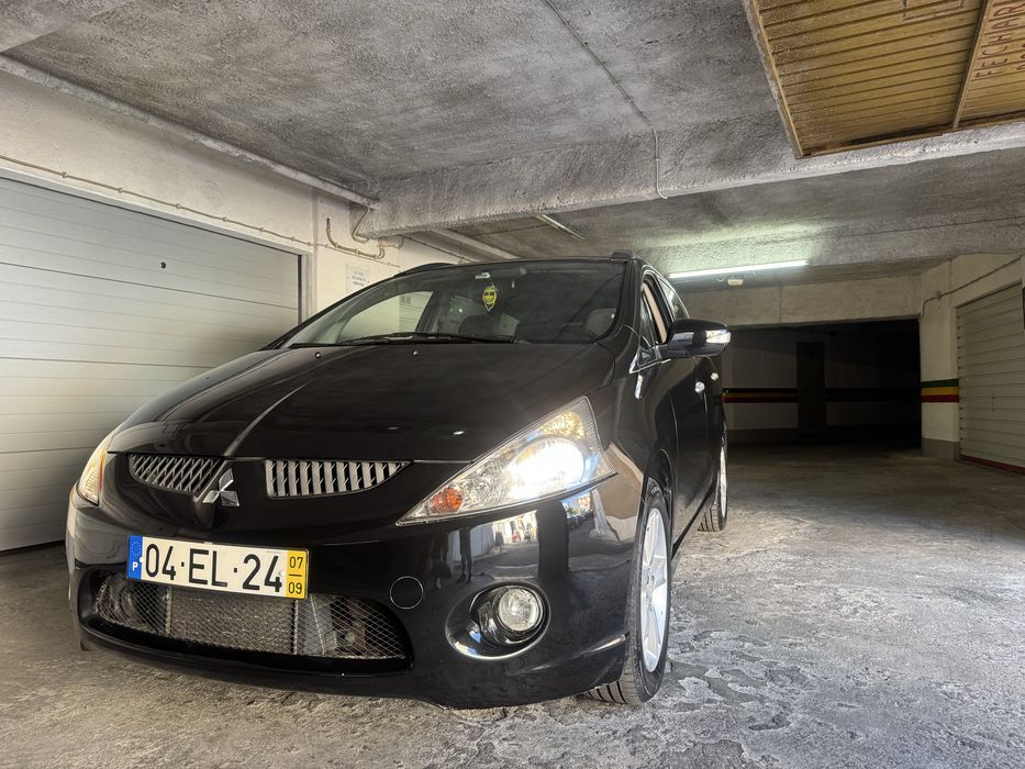 Mitsubishi Grandis 2.0 DI-D | 7 Lugares | Pintura Nova | Excelente Estado