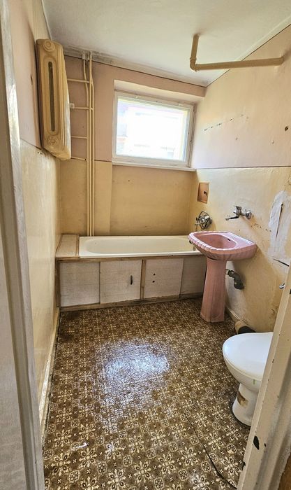 Mieszkanie na sprzedaż parter 48m ciepłe słoneczne balkon 2 pokoje