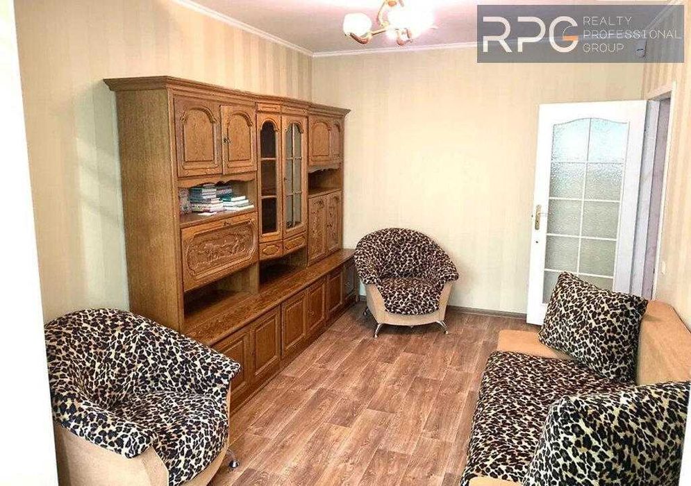Продам квартиру Українка, Будівельників вул.