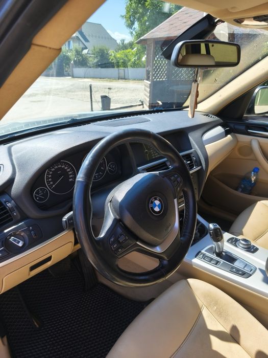 BMW X3.2013 року