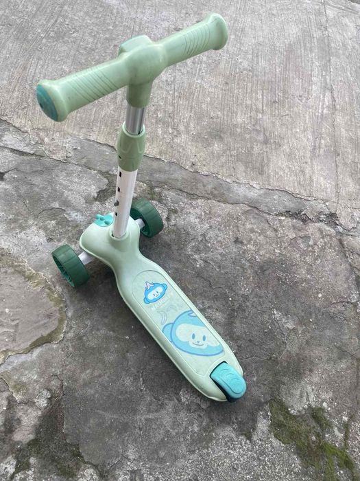 Самокат дитячий )