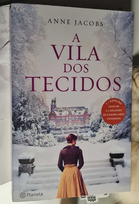 A Vila dos Tecidos de Anne Jacobs