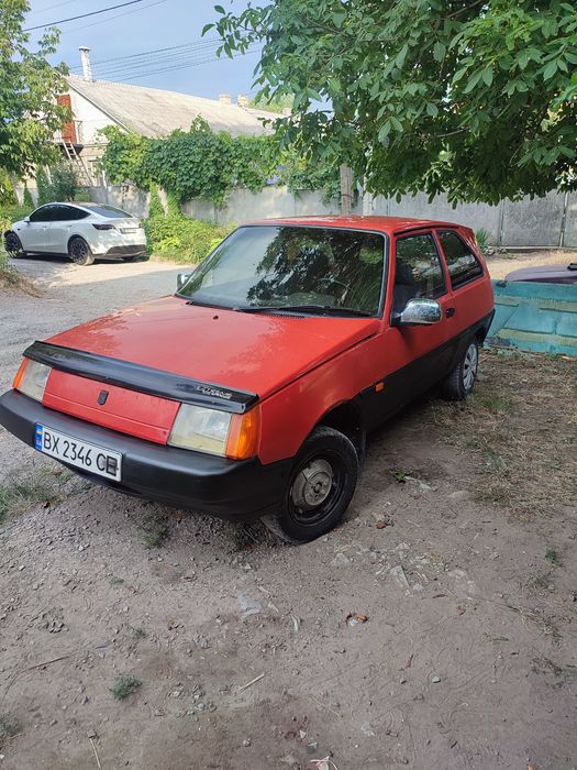 Авто ЗАЗ Таврія.