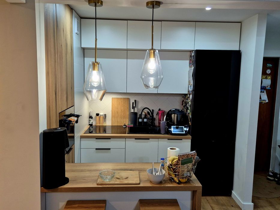 Mieszkanie 43m2 po remoncie, duży parking, monitoring ,do wprowadzenia