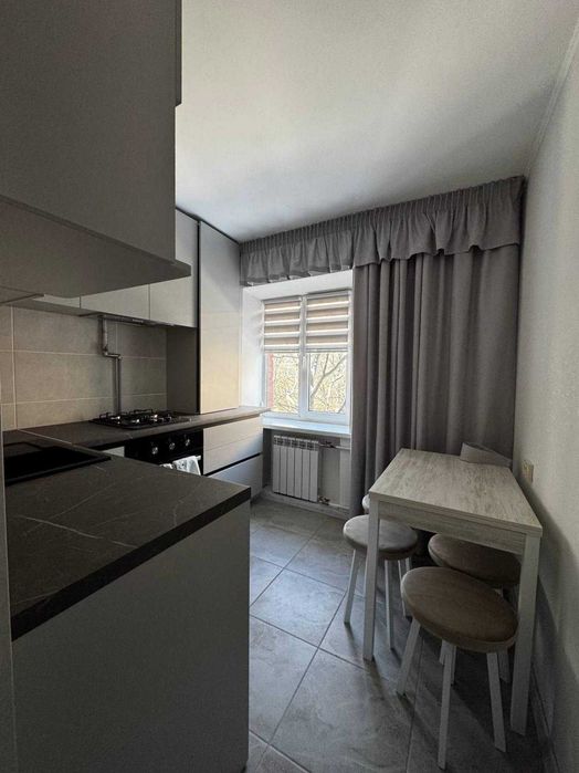 Перша здача все нове 2к квартира вул.Межова ЖК Варшавський Генератор