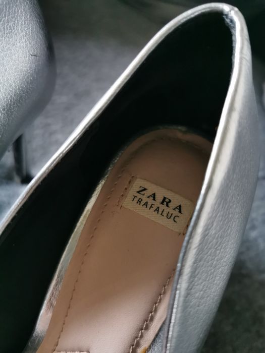 Czułenka, szpilki srebrne Zara r. 36. Użyte raz