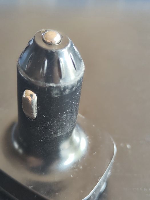 Carregador USB para carro