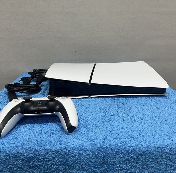 PS5 Slim 1TB Digital– NOVA e Garantia!!