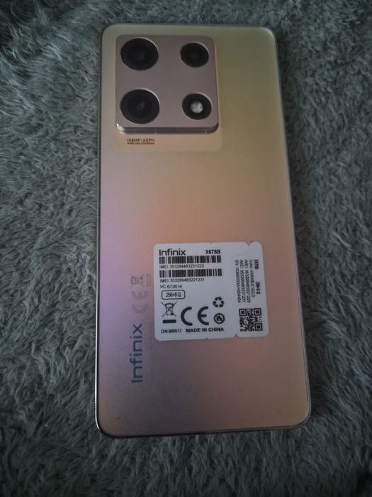 Infinix note 30 pro 8/256gb