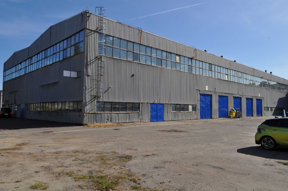 Wynajem hali produkcyjno - magazynowej 3239m2
