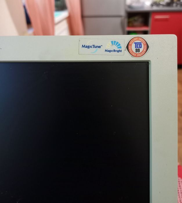 Продам  монитор самсунг, диагональ 43