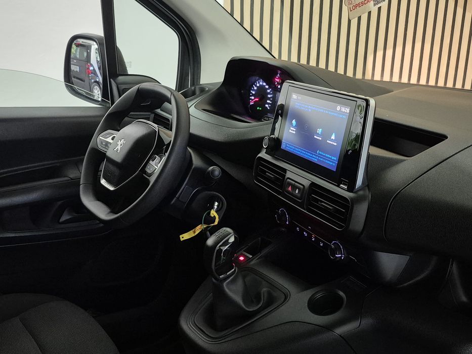 Peugeot Partner - 2021 | 100.000KM | GARANTIA | 3 LUG. - NACIONAL