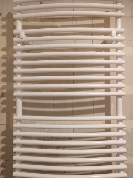 Grzejnik łazienkowy 120x60 cm z suszarką