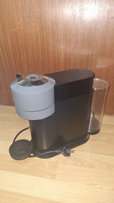 Кавоварка капсульна, Nespresso Vertuo Nextвід  Delonghi,ідеальний стан