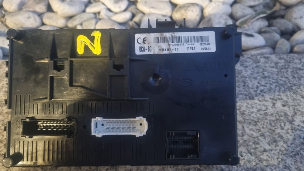 Caixa de Fusiveis Modulo UCH Renault Clio