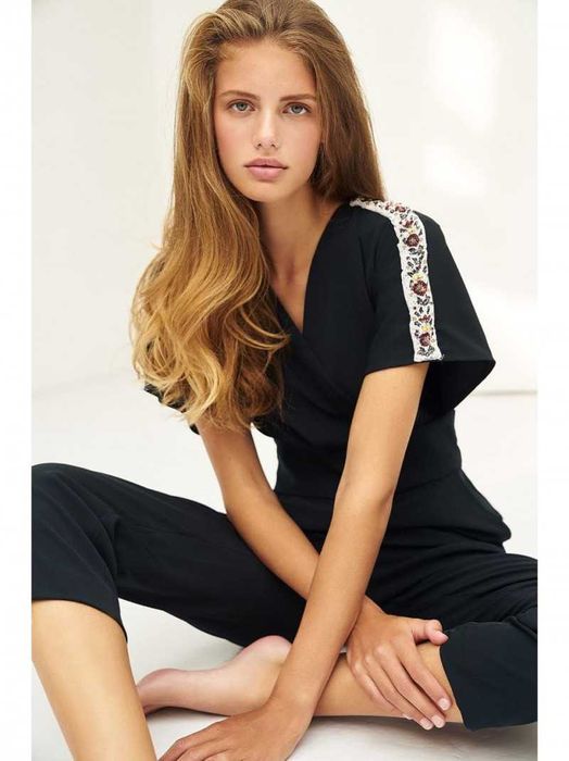 (NOVO) ZARA: Macacão Verde Escuro com Aplique de Missangas (Tam. S)