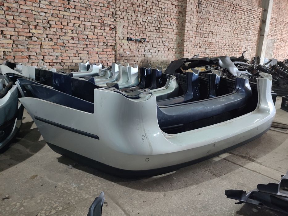 Бампер задній Фольксваген Пассат Б6 бампера Passat B6 бампер зад