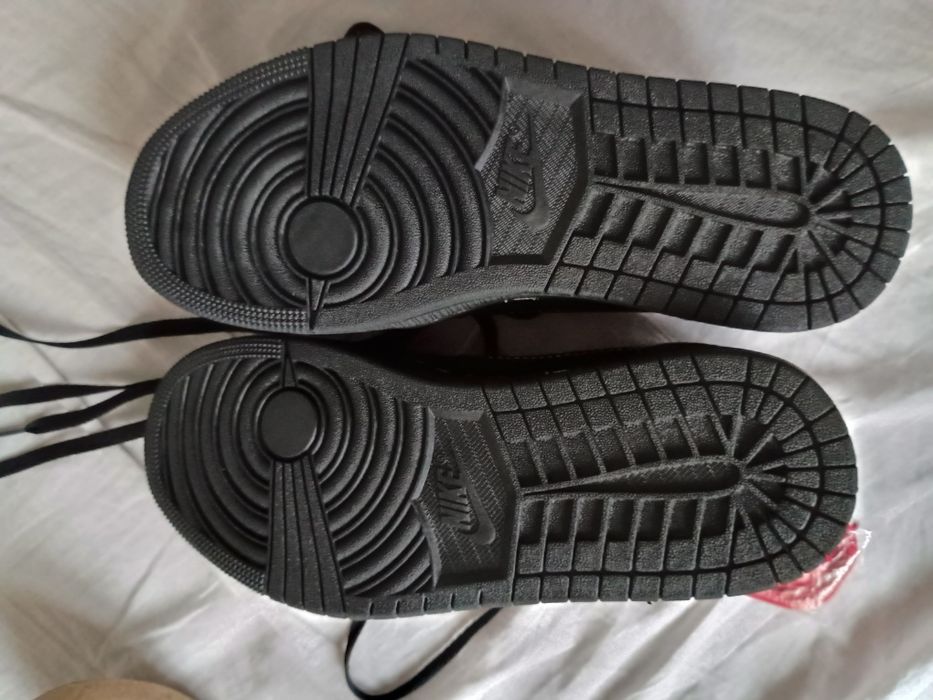 Trawisy Scott nike