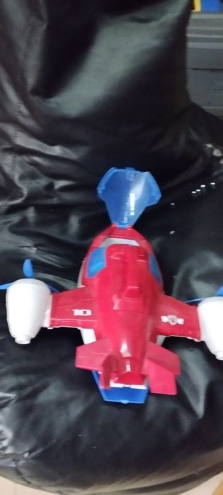 Avião patrulha pata