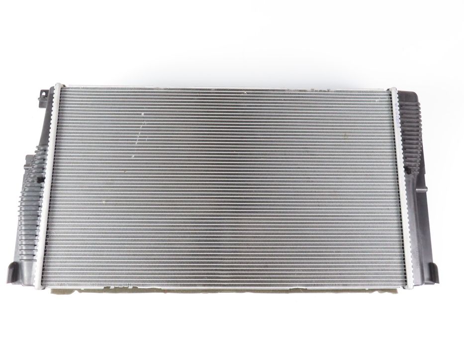 Radiador De Água Bmw 5 Ref: 17118672014 / 7618766