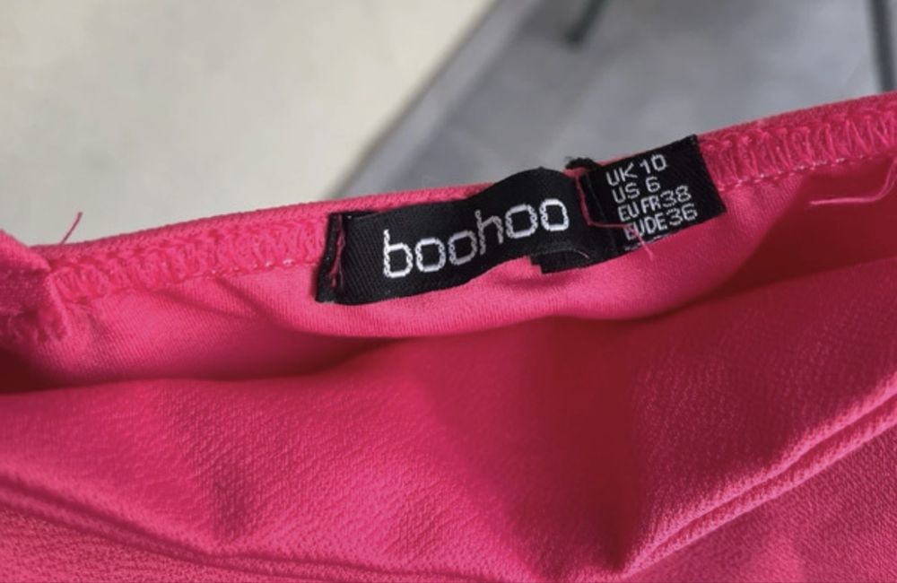 Crop top fuksja boohoo ramiączka klipsy barbie