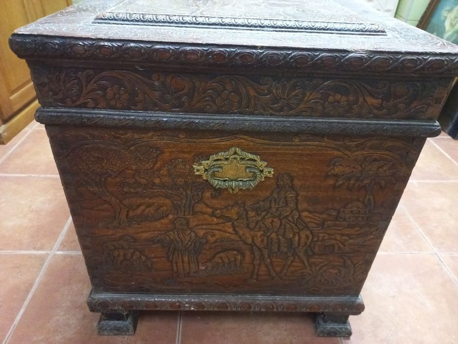 Arca madeira vintage