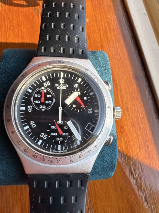 Relógio Swatch modelo IRONY