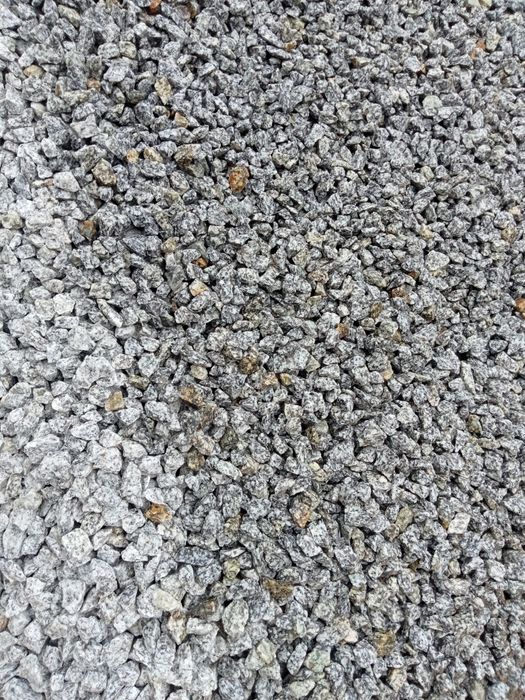 Kruszywa drogowe, żwiry, grysy, piaski, ziemia siana, przekrusz beton