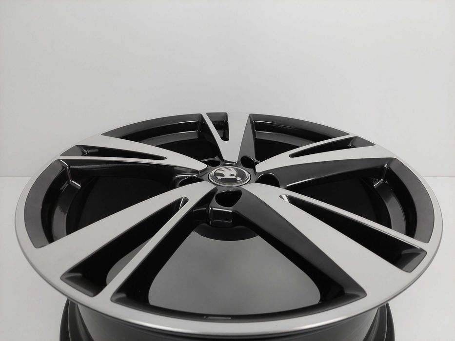 NOWE Oryginalne Felgi Skoda 19" Kodiaq Karoq Octavia Superb