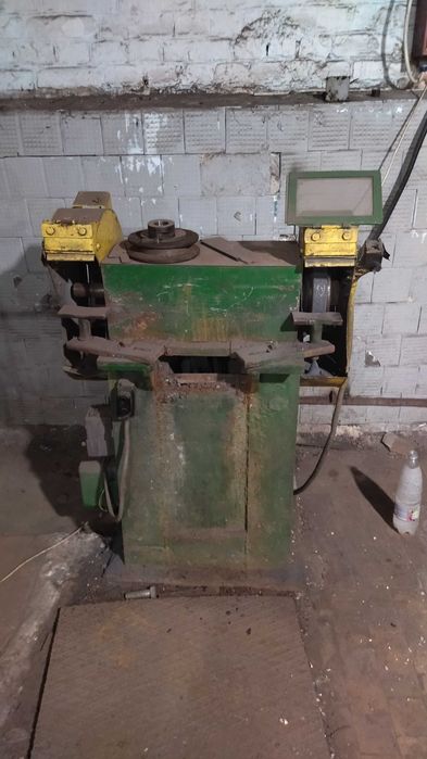 Точильно-шліфувальний верстат (заточний, точило)