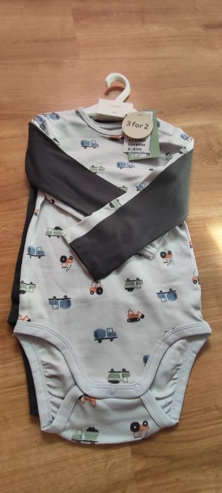 Mix ubranek 92/98