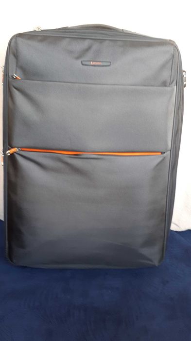 Walizka Puccini 78x52x30-35 jak nowa