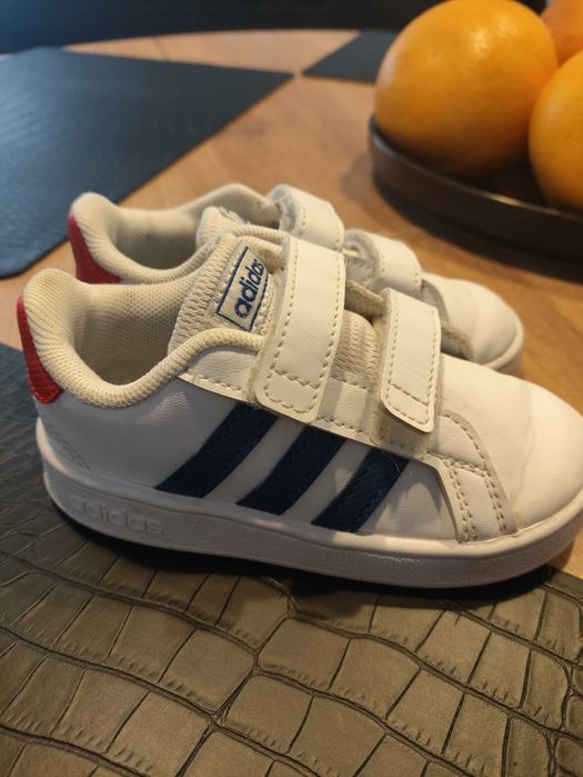 Adidasy dziecięce, rozm 23