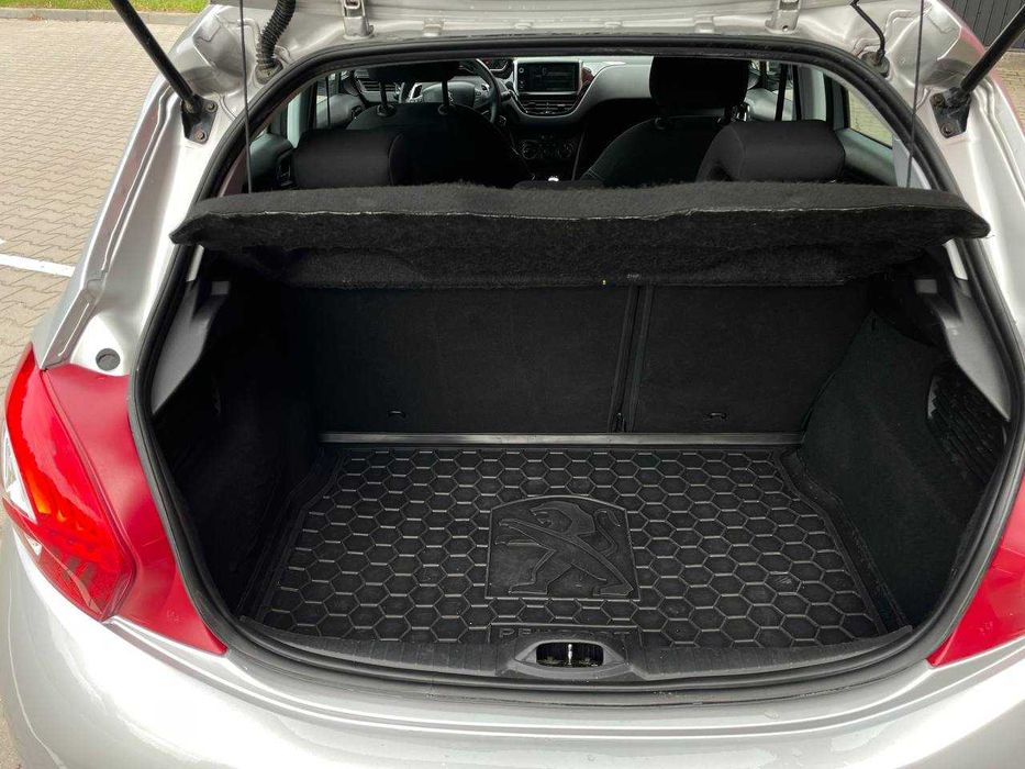 Peugeot 208 2014