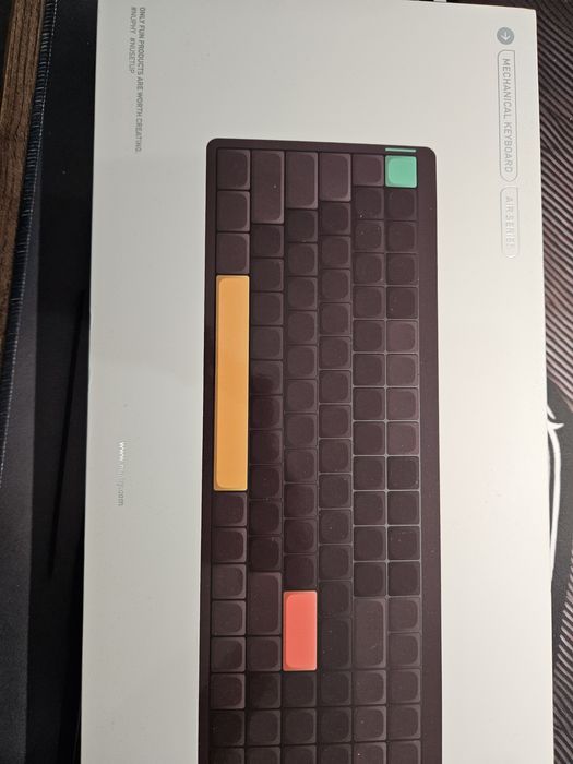 Teclado NuPhy Air96 + bolsa