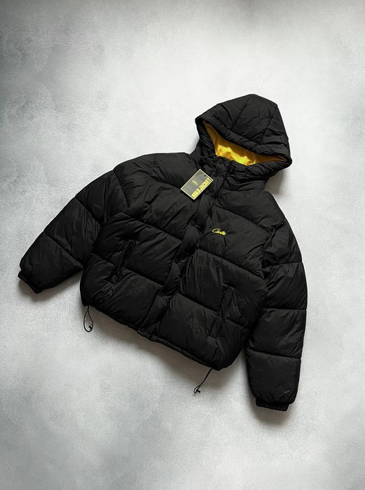 Куртка Corteiz Alcatraz Puffer Jacket Black/Yellow Пуховик Кортез