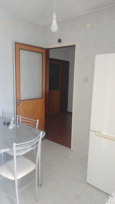 Quarto Mobilado para Alugar – Senhora da Hora 30 m²