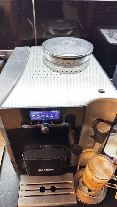 Ekspresy Siemens , Jura Delonghi