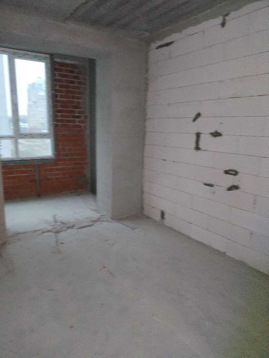 Продаж 2к квартири 76.2 кв. м на вул. Сімейна 3 ЖК Дніпровська Брама 2