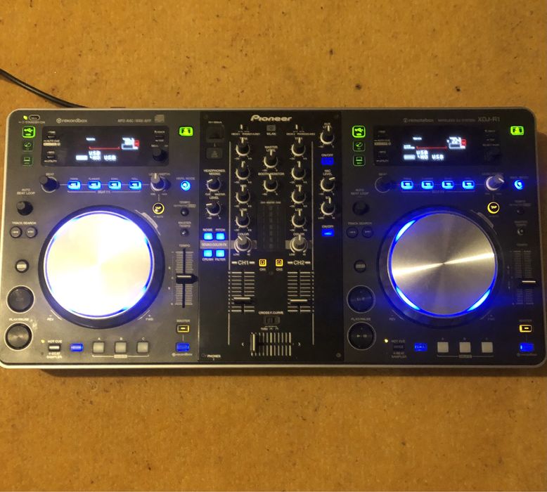 Mixer Pioneer XDJ-R1