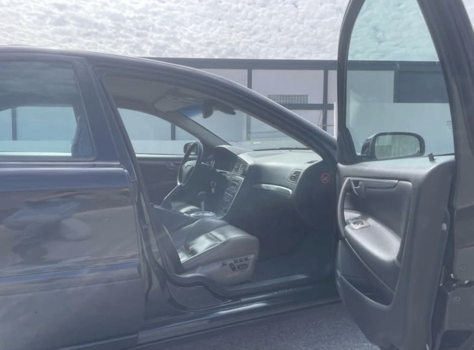 Volvo S60 D5 - 2005