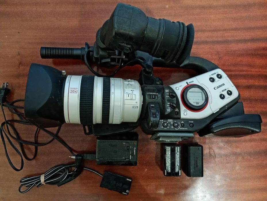 Професійна відеокамера Canon XL2 (MiniDV) + повний комплект